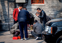 Chinese checkers, a common sight on the streets.